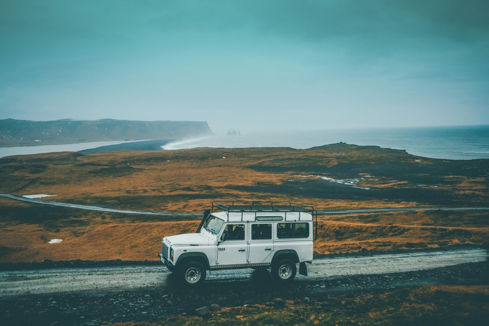 tim-trad-CLm3pWXrS9Q-unsplash